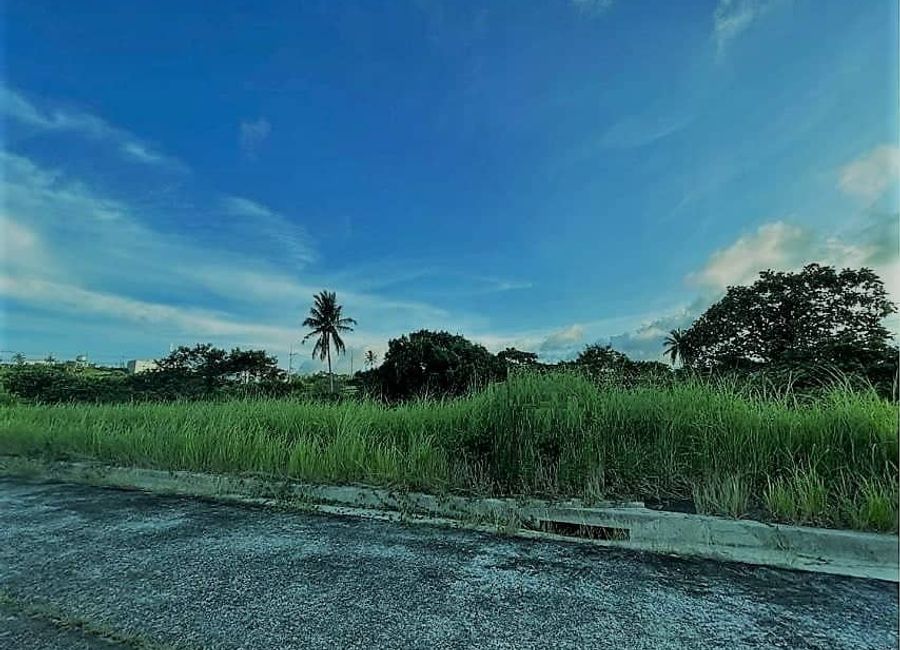 Tagaytay-Nasugbu Road, Luksuhin Ilaya, Sikat, Laurel, Batangas