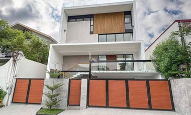 WHITE PLAINS SUBDIVISION BRAND NEW HOUSE AND LOT 4 BEDROOM HOUSE QC NEAR LGV LA VISTA GREENMEADOWS BLUE RIDGE ST IGNATIUS TIVOLI AYALA HEIGHTS AYALA