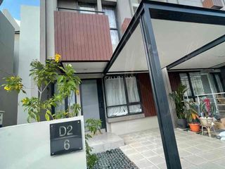 Disewakan Rumah 2 lantai SIAP HUNI DI BSD!