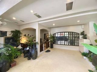 PN55771 Modern House for Rent In Scout!