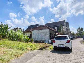 Tanah Zona Kuning hanya 8 menit ke Pantai Kedungu Bali
