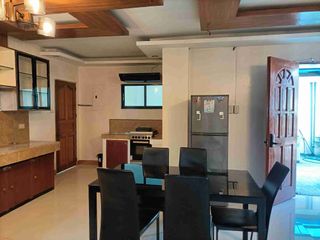 Single detached house with 5 bedrooms semi furnished inside subdivision in mactan.