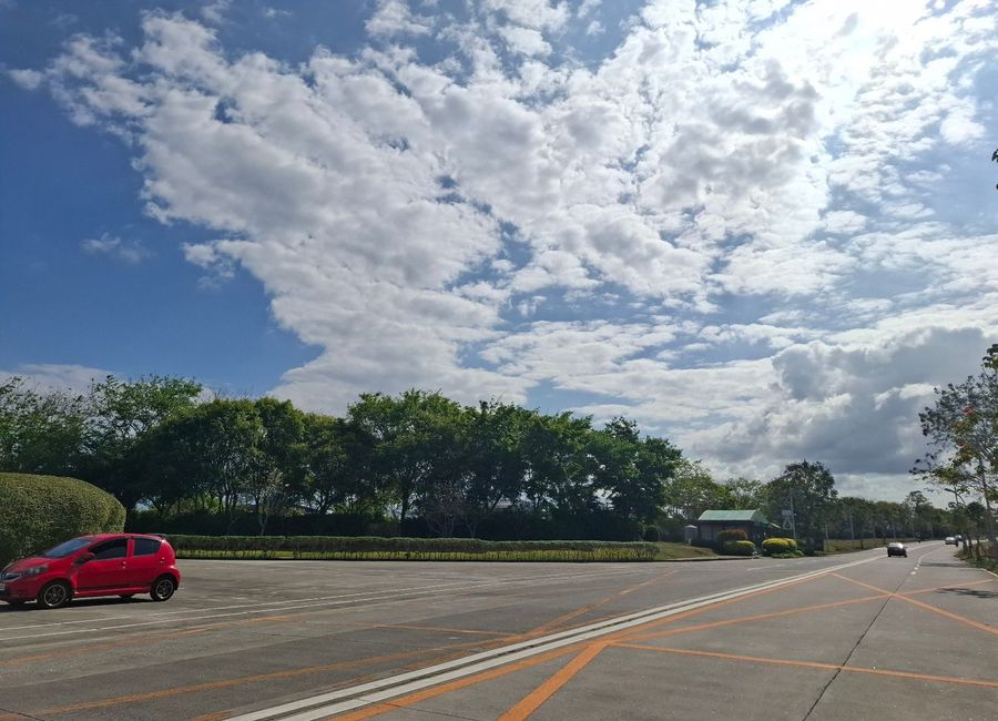 Laguna Boulevard, Don Jose, Santa Rosa, Laguna image 2