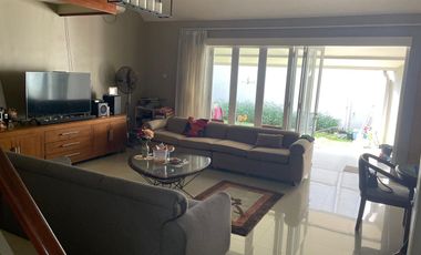 Dijual Rumah di Perumahan Kemang pratama Bekasi FULL FURNISHED
