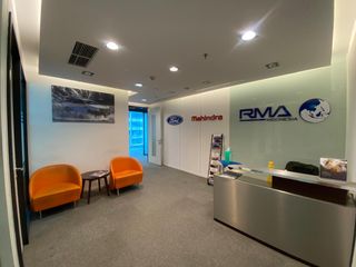 Sewa Kantor Semi Furnish 256 m2 di Pondok Indah Office Tower