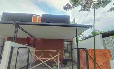 Rumah Baru Minimalis Cantik Arcamanik dekat sekolah Mutiara Bunda, Antapani