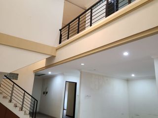DIJUAL VILLA GADING INDAH DI KELAPA GADING!