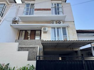 Di Jual Rumah Murah BU 4 Lantai Full Furnished + Pool Nusa Dua, 5 Menit Tol Bali Mandara Nusa Dua Badung Bali