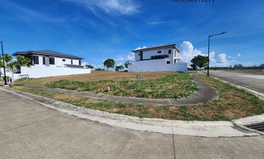 NUVALI, MONDIA CORNER LOT