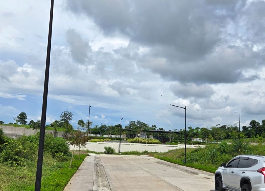 Southmont, Hukay, Silang, Cavite