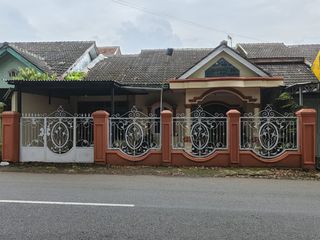 Dijual Rumah Pinggir Jalan Raya Padamara Purbalingga - 4 Menit ke Eka Surya Plaza