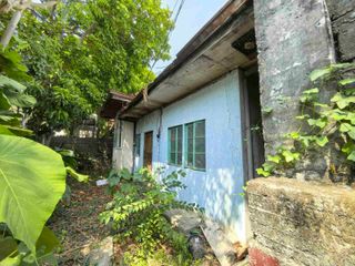BEST BUY: Residential Lot with Old Bungalow along St. Williams Subdivision Road in Catbagen San Fernando La Union City
