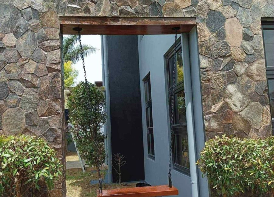 Mint Street, Tagaytay Heights, Kaybagal South, Tagaytay, Cavite image 3