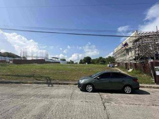 Sacrifice Sale lot in Vista Grande