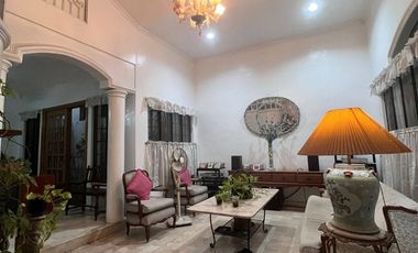3BR BUNGALOW IN BF HOMES PARANAQUE