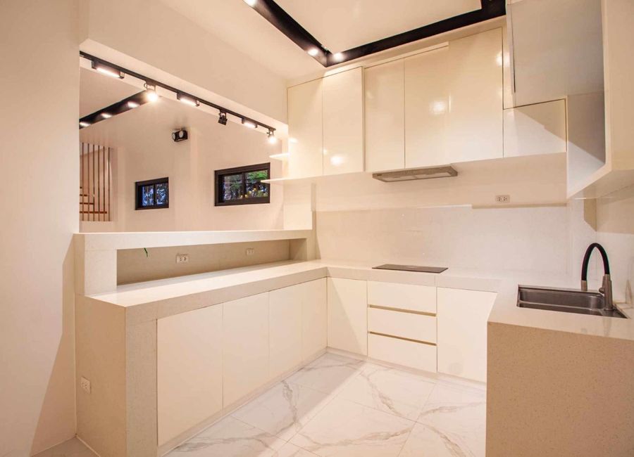Hillside, Laguna Hills, Pansol, Calamba, Laguna image 3