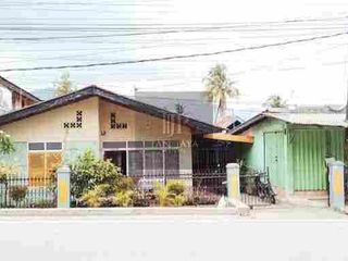 Hunian  Dan Tempat Usaha