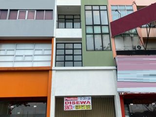Disewa Ruko 3 Lt di Boulevard Utama Gading Serpong