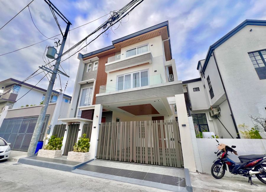 Molave Street, Greenwood 5, Cainta, Rizal