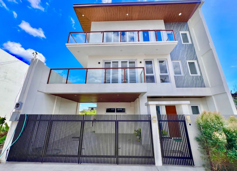Molave Street, Greenwood 5, Cainta, Rizal