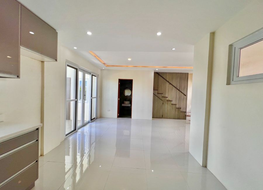 Molave Street, Greenwood 5, Cainta, Rizal image 3