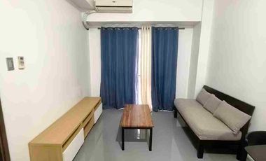 Fully Furnished 1 Bedroom at Signa Residences in Salcedo Village Makati City