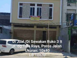Di Jual Ruko Baru 3 lt, Jl.dg.Tata Raya, Poros Jalan.