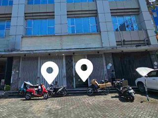 Ruko Besar Gandeng Strategis Sudirman Balikpapan Istimewa Parkir Luas