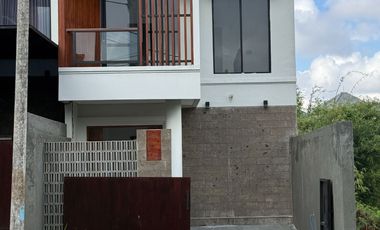 SIAP HUNI SARIDANA RESIDENCE JL. SARIDANA UBUNG KAJA DENPASAR BALI