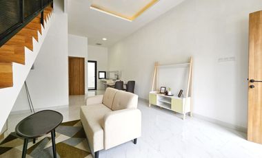Rumah Bagus Semi Furnished SHM Harapan Indah, Bekasi