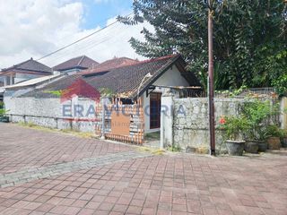 Rumah Strategis Kuta Bali Selangkah ke Pantai, Cocok Guest House & Kos