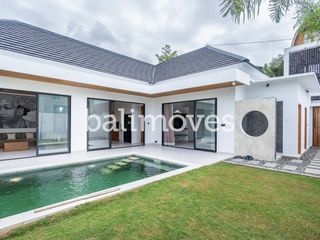 Brand New Modern Tropical Villa in Sanur