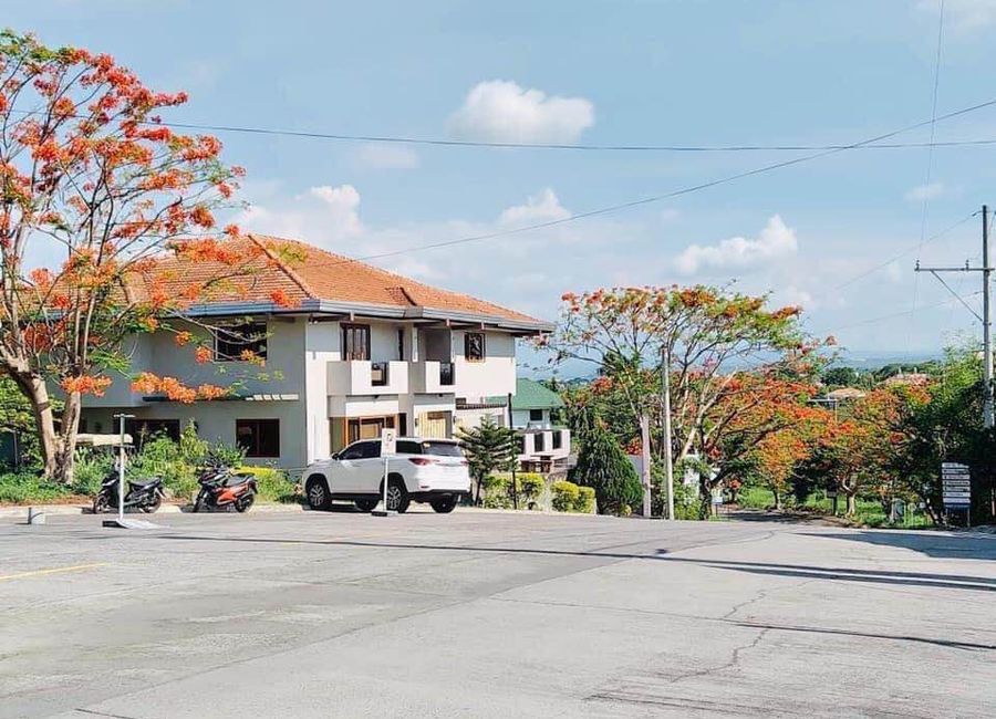 Mont Blanc Street, South Peak, San Antonio, San Pedro, Laguna image 2