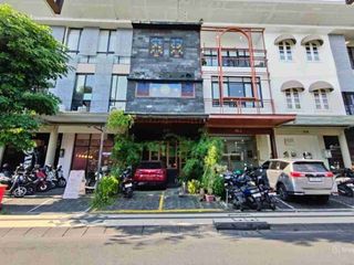 Ruko Drupadi Seminyak Dekat Pantai
