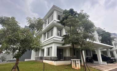 DIJUAL Cluster WINONA Type Wallace Sudut