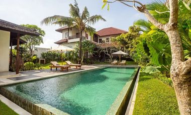 𝗕𝗘𝗔𝗨𝗧𝗜𝗙𝗨𝗟𝗟 𝗧𝗥𝗢𝗣𝗜𝗖𝗔𝗟 VILLA AT BERAWA CANGGU