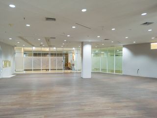 Tempat Usaha Terbaik Jakarta Barat (Roxy Square)