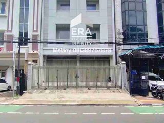 Ruko Gandeng Cideng Barat Siap Pakai, kondisi baru, terawat, jarang ada