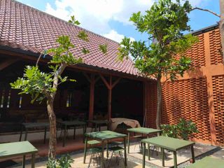 RUMAH SIAP buat USAHA/BISNIS SAYAP DAGO COCOK UTK CAFE ATAU RESTORAN