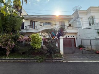 Dijual Rumah Semi Furnish Mewah di Pondok Kelapa Duren Sawit Jakarta Timur