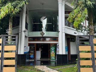 Best Price! Rumah dan kantor lux di Dago Atas Bandung