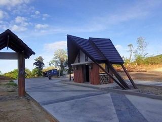 Overlooking Beach Residential Lot for Sale in El Sitio Nativo
