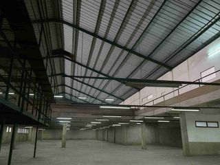 Gudang Zona Abu di dekat exit Tol Kopo akses kontainer 40"