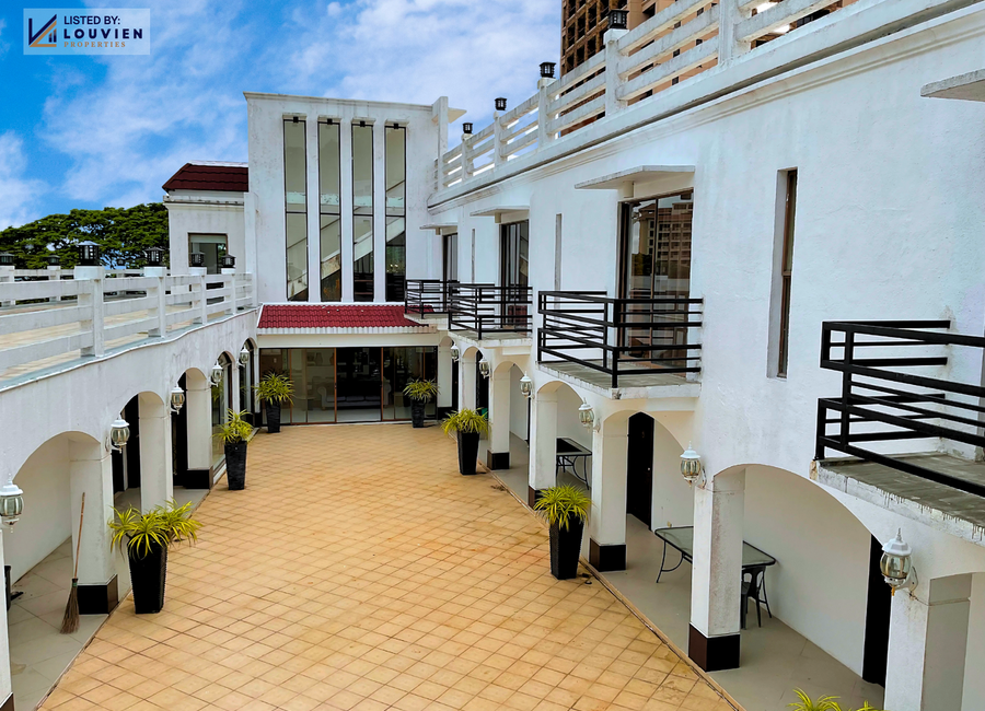 Paseo de Enrile, Splendido Taal Residential Golf & Country Club, Laurel, Batangas image 2