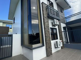 𝐅𝐎𝐑 𝐒𝐀𝐋𝐄 Semi-Furnished 5-Bedroom House & Lot in Pacific Grand Villas, Lapu-Lapu City