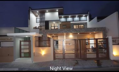 Modern House for Sale in Merville Park Parañaque City