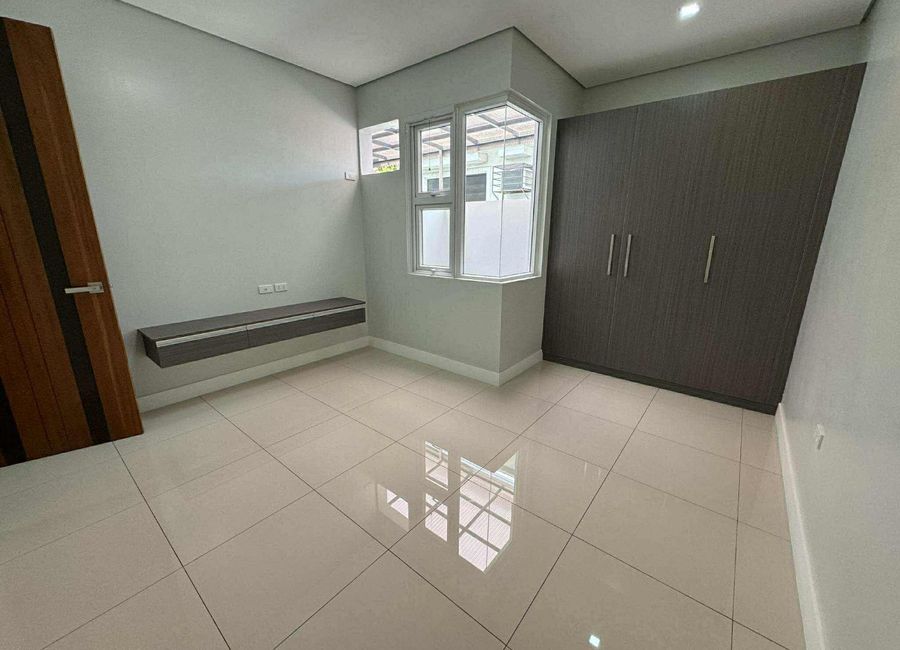 Move‑in Ready 3BR Townhouse in Ramax, Quezon City — ₱15.7M - Gio ...