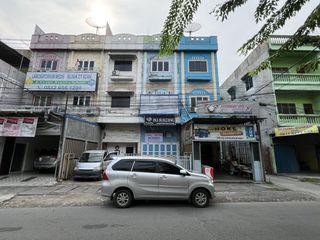 Ruko di Jalan Katamso ( Dekat Pelangi )