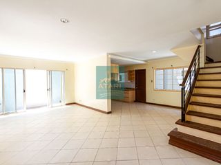 For Sale: 3-Bedroom Home with 4-Car Garage in Casa Rosita, Cebu City