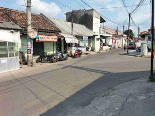 jual 4 kios kota serang nempel rumah sakit surat SHM deket alun alun